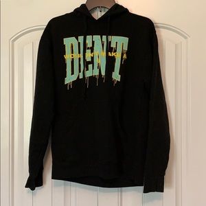 Chris D’Elia “wouldn’t make a dent” hoodie